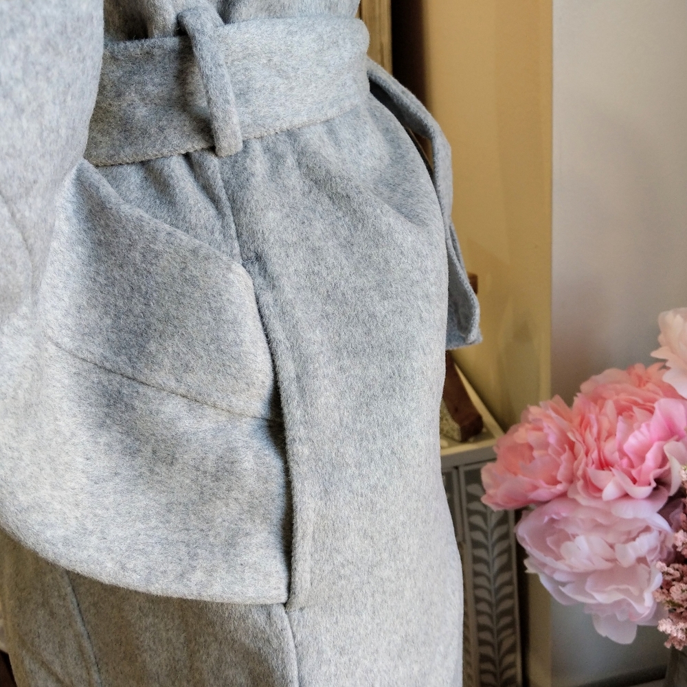 🍒NWT🍒 TAHARI HEATHER GREY WRAP COAT - Picture 5 of 10